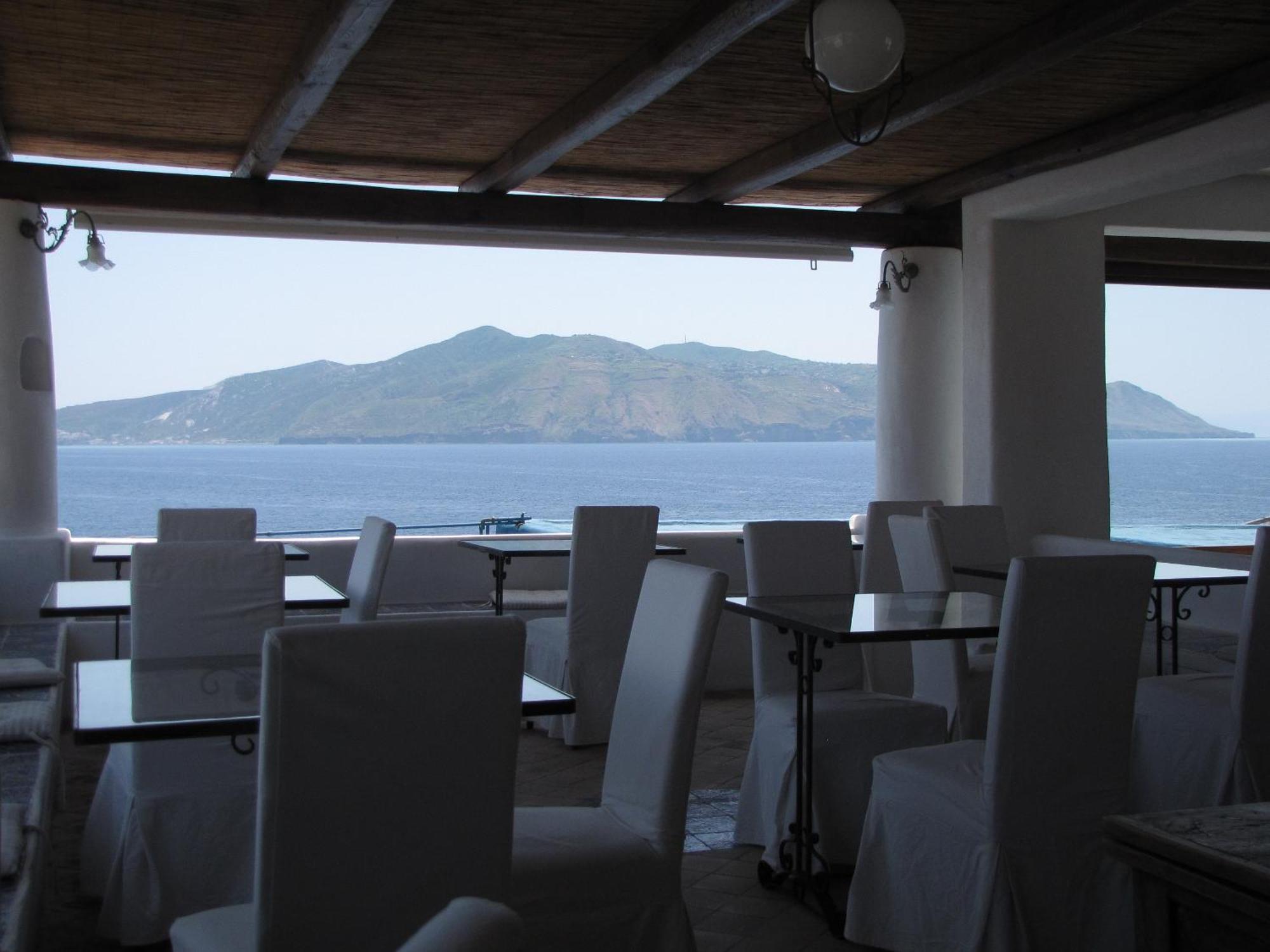Hotel Santa Marina Antica Foresteria Santa Marina Salina Exterior foto